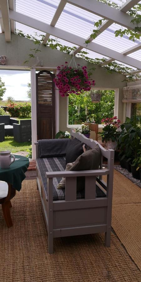 Kinne-Vedum Bed And Breakfast Gotene Ngoại thất bức ảnh