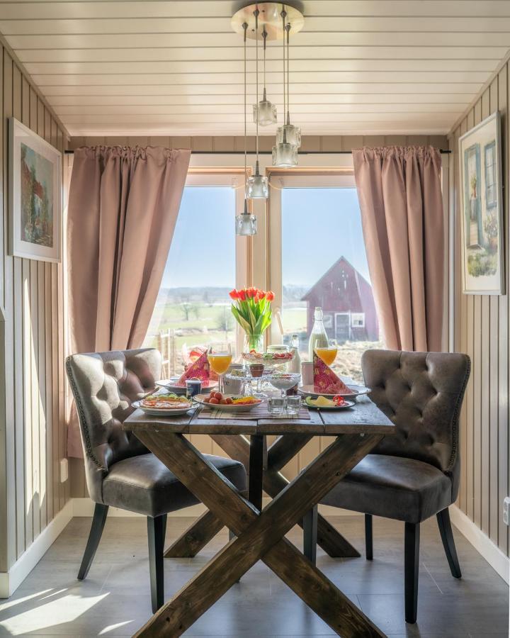 Kinne-Vedum Bed And Breakfast Gotene Ngoại thất bức ảnh